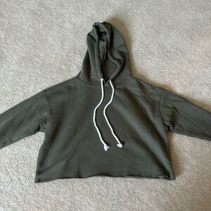 women’s cropped hoodie
